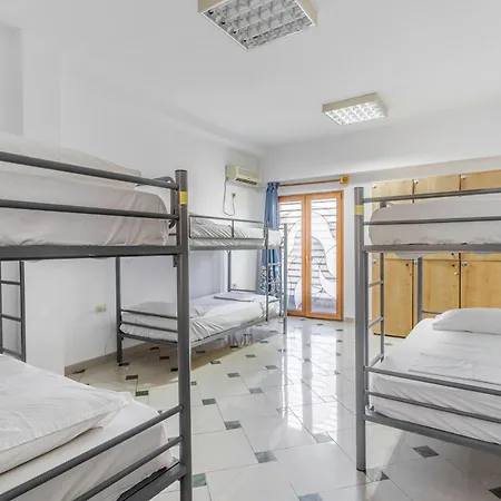 Hasta La Vista Auberge de jeunesse Saranda